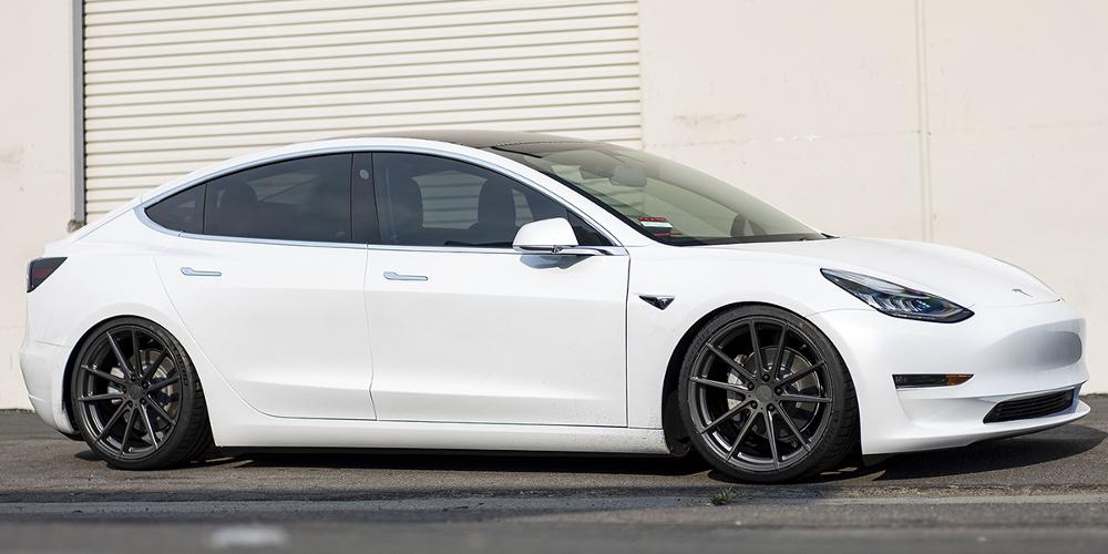 Tesla 3 TSW Bathurst